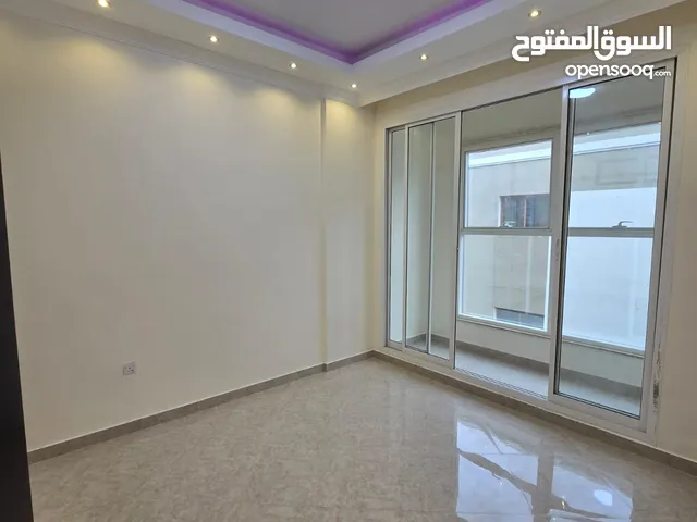 2000ft 3 Bedrooms Apartments for Rent in Ajman Al Rawda
