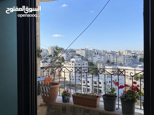 121 m2 3 Bedrooms Apartments for Sale in Ramallah and Al-Bireh Um AlSharayit