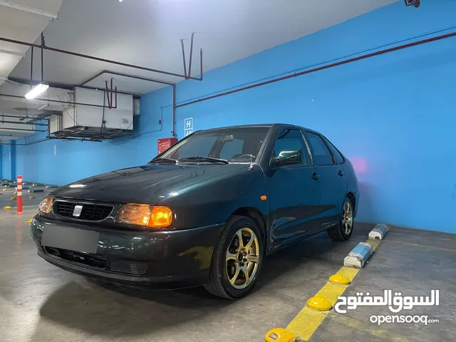 سيارة سيات قرطبة للبيع بحالة ممتازة جدا