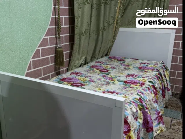 سرير نفر ركم قوي جداً نجارة متوفر منه اثنين ولواحد ب 125