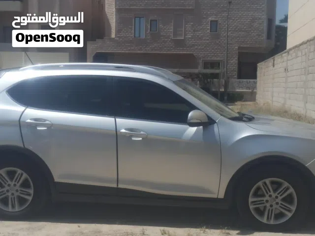 سيارة جي أيه سي GS5 موديل 2015 فضي مستعملة بحالة ممتازة مع كماليات حديثة