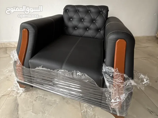 كراسي جلد بأسعار كزيوني