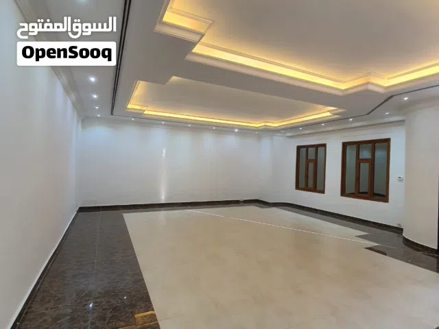 100 m2 4 Bedrooms Apartments for Rent in Kuwait City Faiha