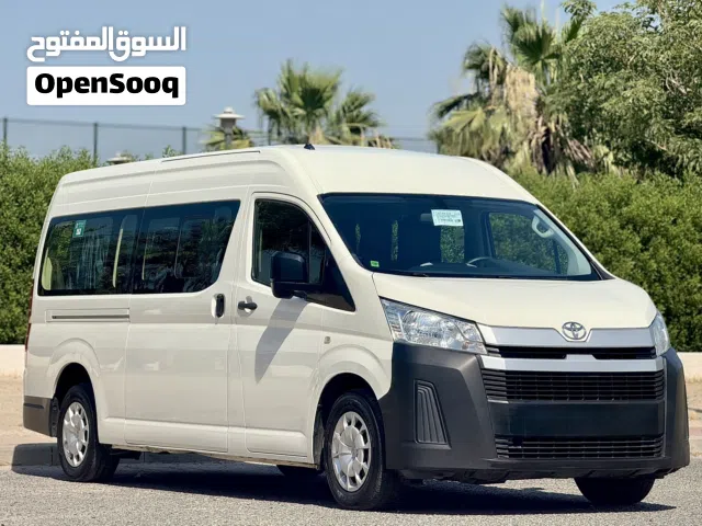 2022 Toyota Hiace GLS