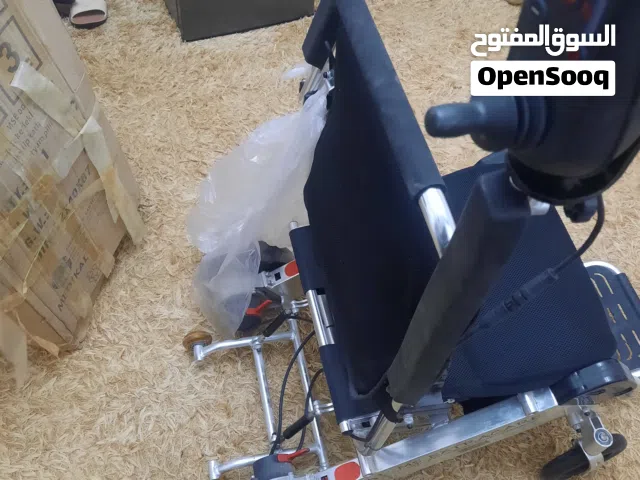 كرسي متحرك