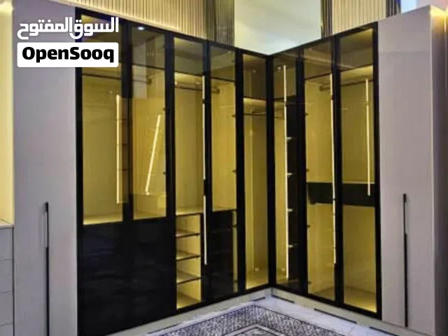 هندسة ذكية.. لتشعر أن غرفتك أوسع بمرتين!   إذا كنت تبحث عن استغلال عبقري لكل زاوية في غرفتك م