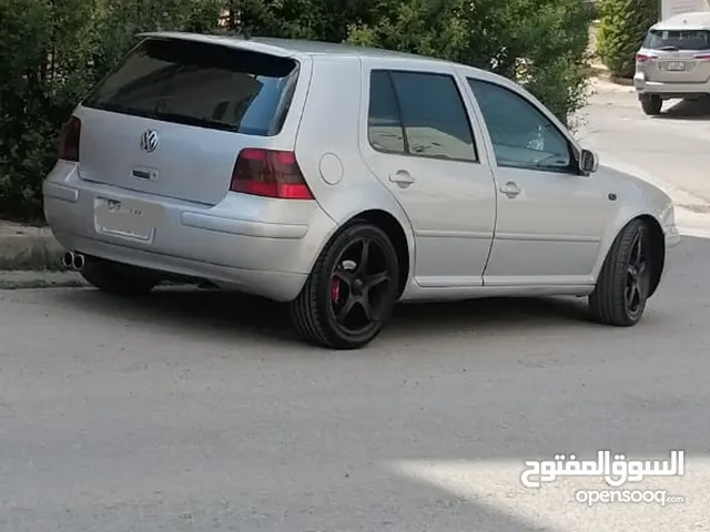 Volkswagen Golf MK 2002 in Amman