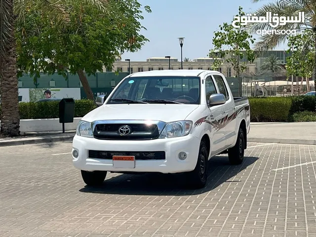Toyota Hilux 2.7 Model 2011