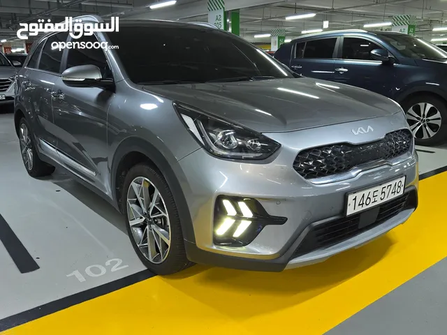 السعر حرة بدون جمرك kia nero 2022 touring