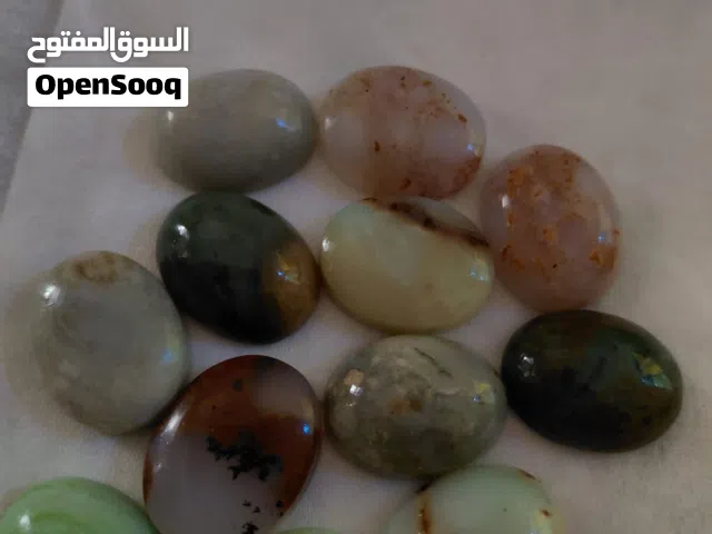 أحجار كريمه صغيره (عقيق عماني)