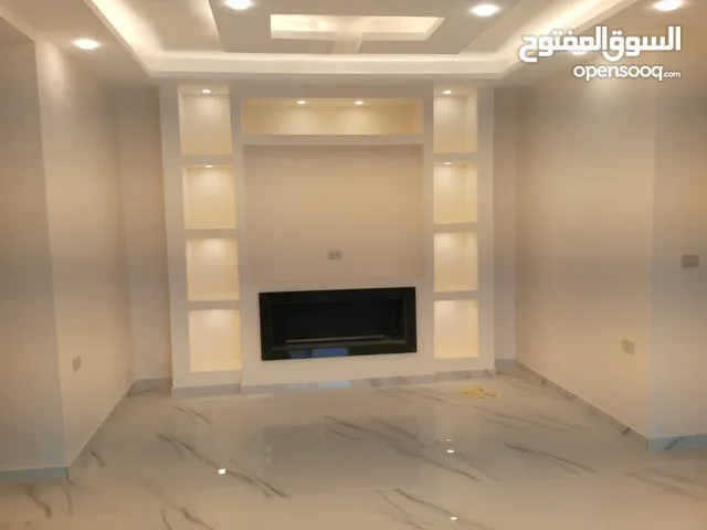 195 m2 3 Bedrooms Apartments for Sale in Amman Shafa Badran
