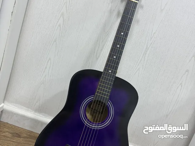 جيتار أكوستك للبيع - بحالة ممتازة + أوتار إضافية وشنطة! )