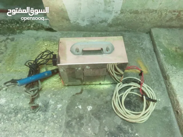 متاح ماكينة لحام الاصلية مستعملة بدل على اي نوع طيور اقرا الوصف جيدا