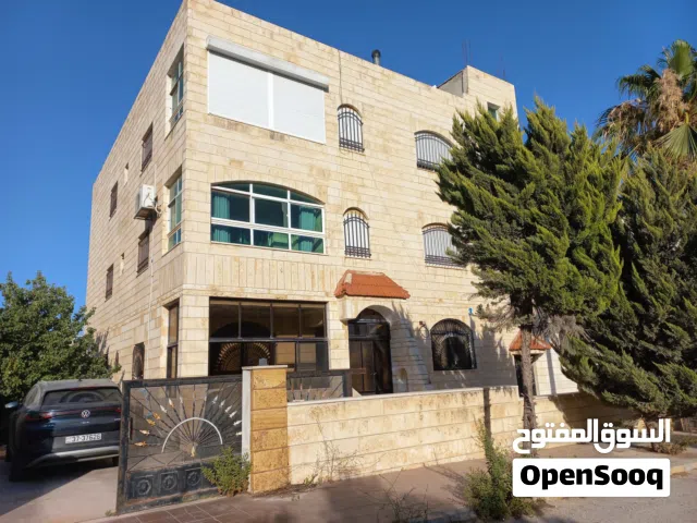 200 m2 4 Bedrooms Townhouse for Sale in Amman Shafa Badran