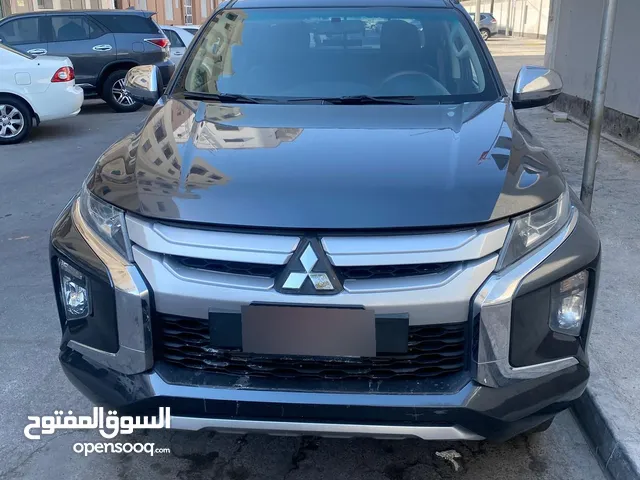 MITSUBISHI L200 2022 - DOUBLE CABIN - FULL AUTOMATIC