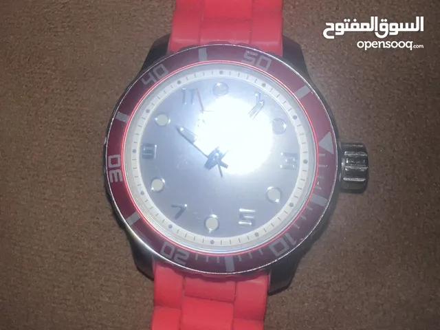 Red Invicta for sale in Irbid