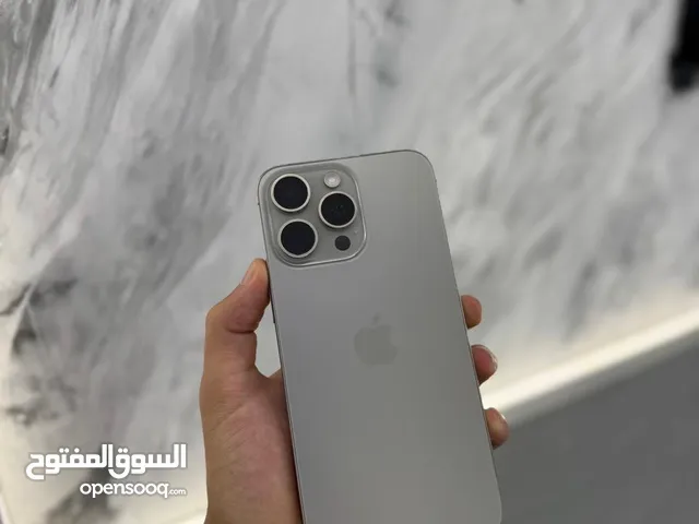 ايفون 15 برو ماكس 256 جيجا لون ناتشورال تيتانيوم مميز مستعمل وكالة بحالة الجديد