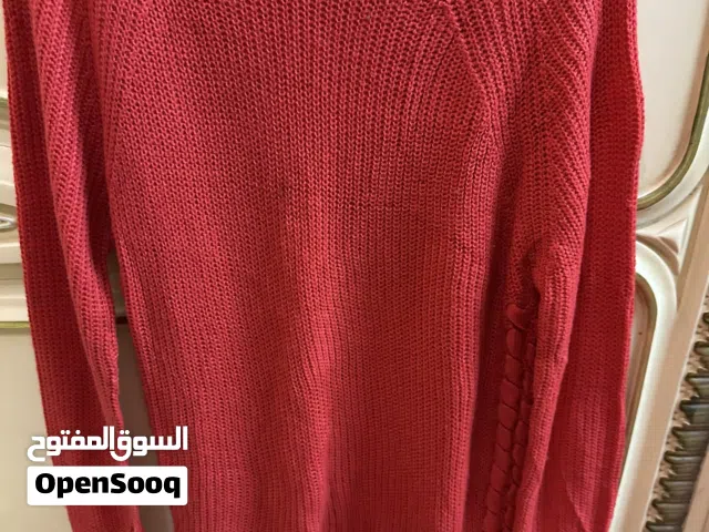 بلوفر احمر صوف ناعم ماركه millers