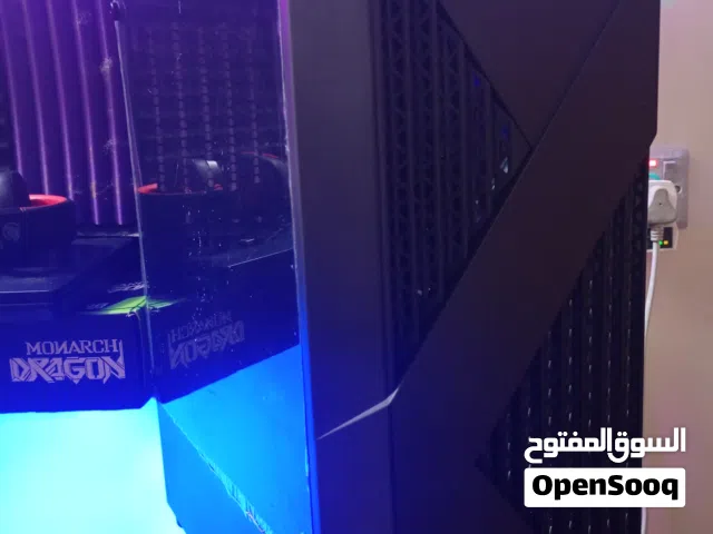 كيس اسود يتركب بيه 6 مراوح مستعمل شي قليل شبه جديد نظافة 100% وياه براغي كاملات يوصلك بالكارتون