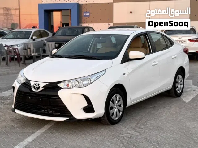 2022 تويوتا يارس SE