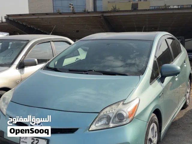 2013 تويوتا بريوس Prius