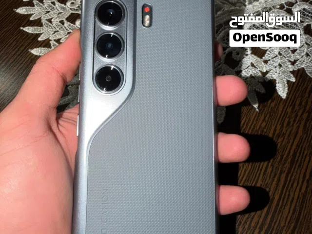 TECNO CAMON 40 PRO 5G 256gb ram 12 اقرا الوصف