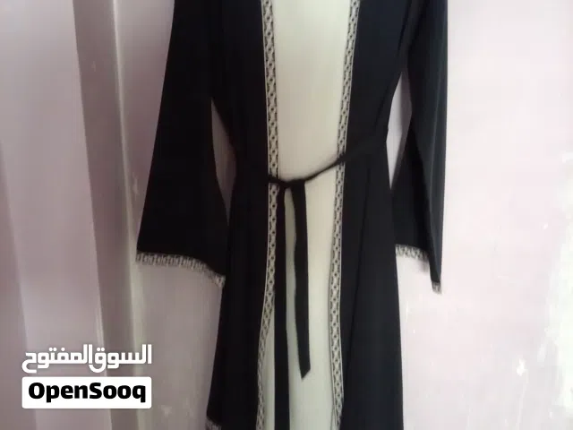 طقم عبايه وفستان