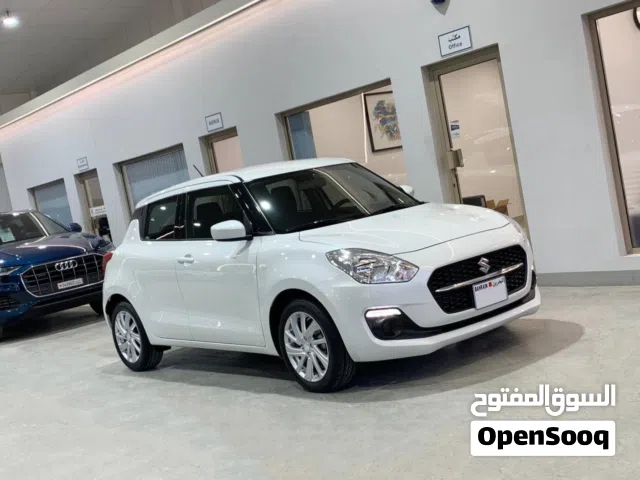 2023 Suzuki Swift Standard