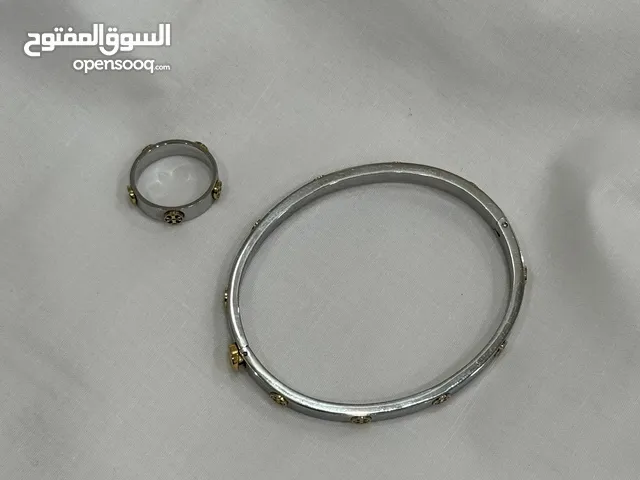 سوارة وخاتم توري بورتش اصليه