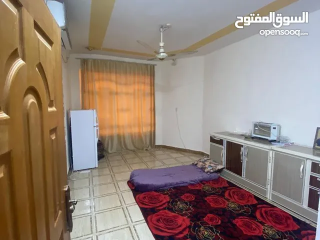 200 m2 3 Bedrooms Townhouse for Sale in Basra Al Jameea
