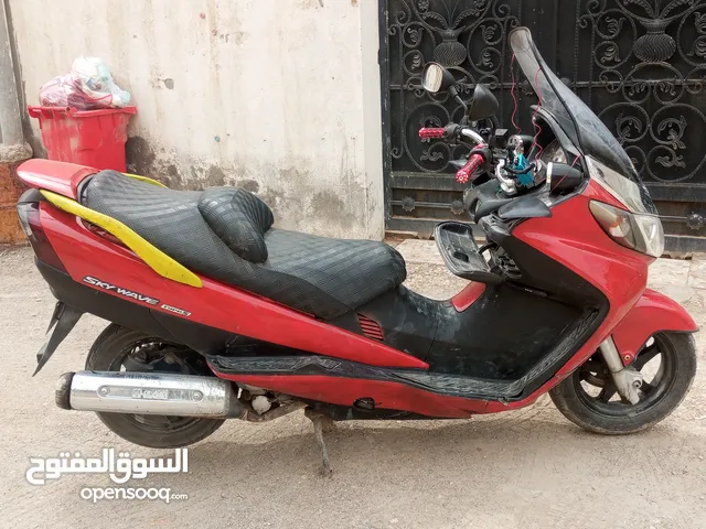 دراجه سكاي ولف من شركة سوزوكي محرك مامفتوح ومكفول 250cc.