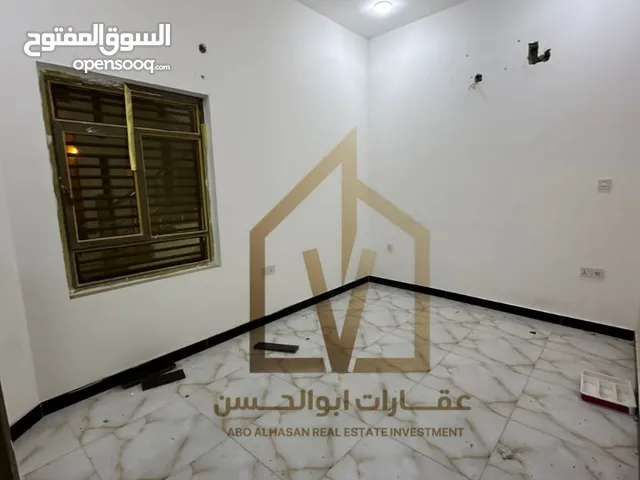 100 m2 2 Bedrooms Townhouse for Rent in Basra Other