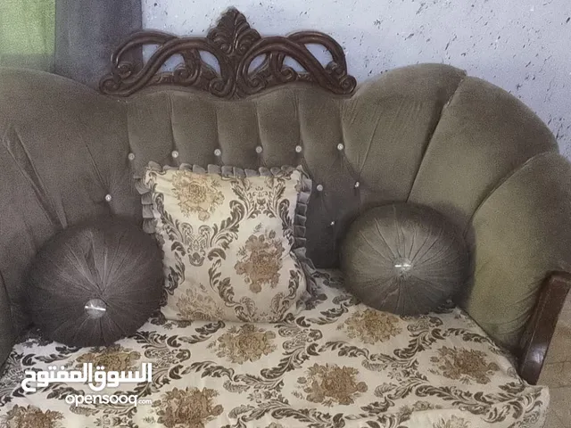 كنب مستعمل بحاله وكاله