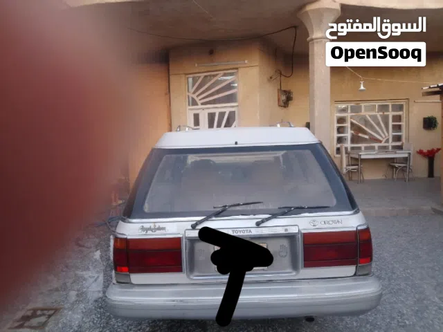 1991 Toyota Crown XLE
