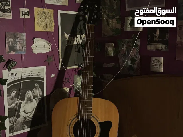 جيتار اكوستيك Ibanez حجم كبير للبيع كل التفاصيل تحت