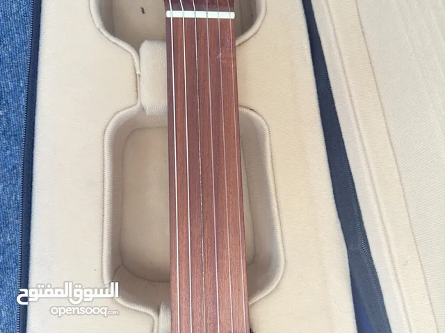 Fretless electro classical guitar جيتار
