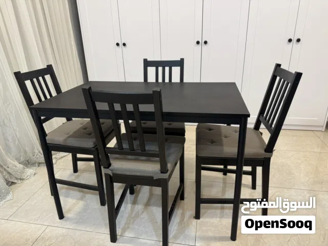 ميز طعام خشب مع مكتبة من شركة ايكيا