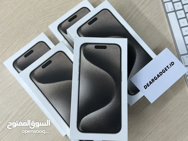 iPhone 15 pro max 256G جديد كفالة لمدة عام