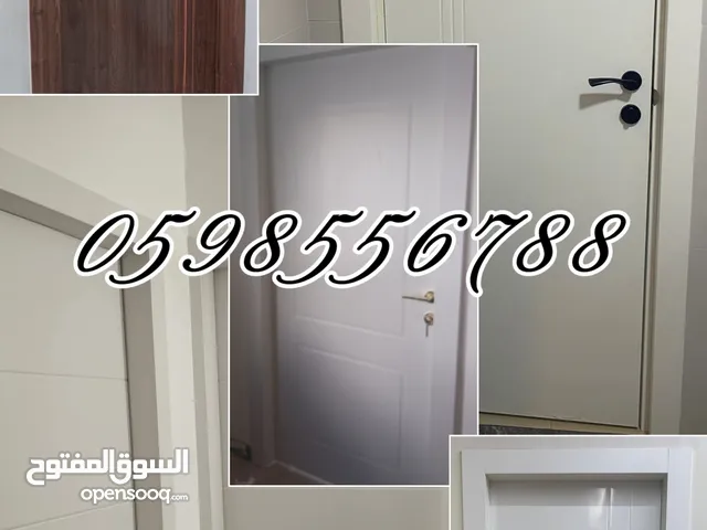 ديكور داخلي وأبواب بوليمير