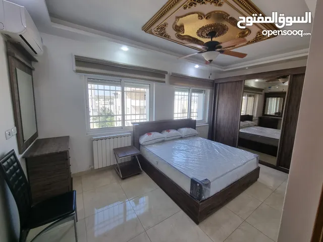 شقة مفروشه للايجار عمان الغربيه خلدا من المالك مباشره قريبه من سيتي مول ش المدينة الطبية و مكه مول