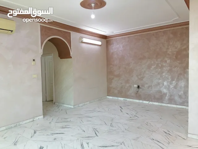 235 m2 4 Bedrooms Apartments for Sale in Amman Shmaisani