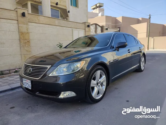 Lexus LS LS 460 in Central Governorate