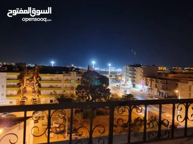 200 m2 3 Bedrooms Apartments for Rent in Benghazi As-Sulmani