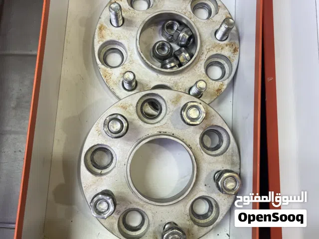 للبيع سبيسرات مقاس 20