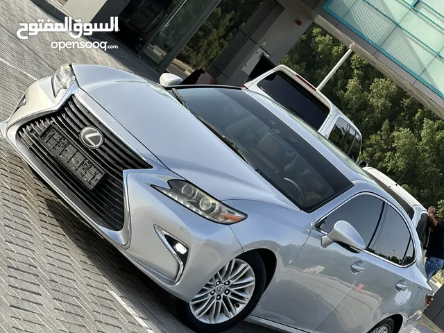 Lexus ES 2017 in Sharjah