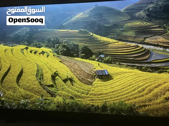 شاشة jvc شبه جديدة 4k