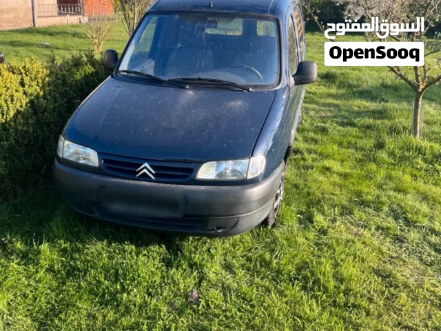 2001 ستيروين بيرلينجو