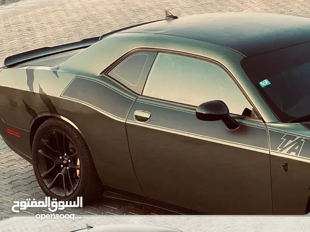 دوج جالنجر 8 سلندر فئة TA 2022