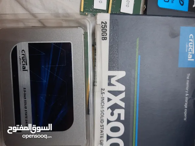 مجموعة قطع غيار لاب توب وديسك توب بحالة ممتازة 1400 جنيه الهارد SSD 256 GB RAM LAPTOP DDR4 4GB 500