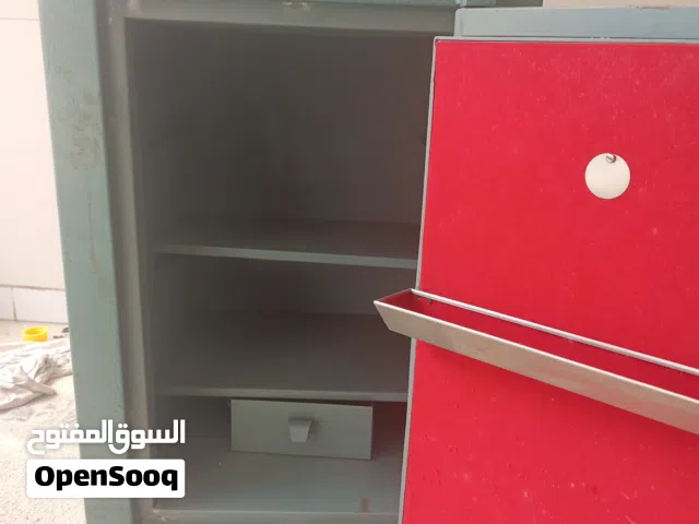خزنة حديد وزن 200 كيلو